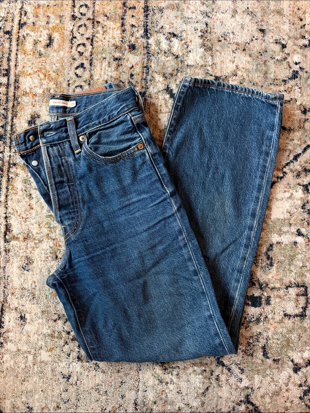Levi’s ribcage straight ankle